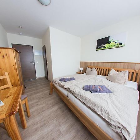 Hotel Hollis Rast Sangerhausen Zewnętrze zdjęcie