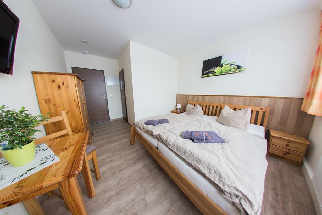 Hotel Hollis Rast Sangerhausen Zewnętrze zdjęcie
